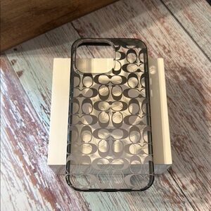 Coach iPhone 14 Pro Max
Case, Signature Ombre
Deep Forest in like new condition